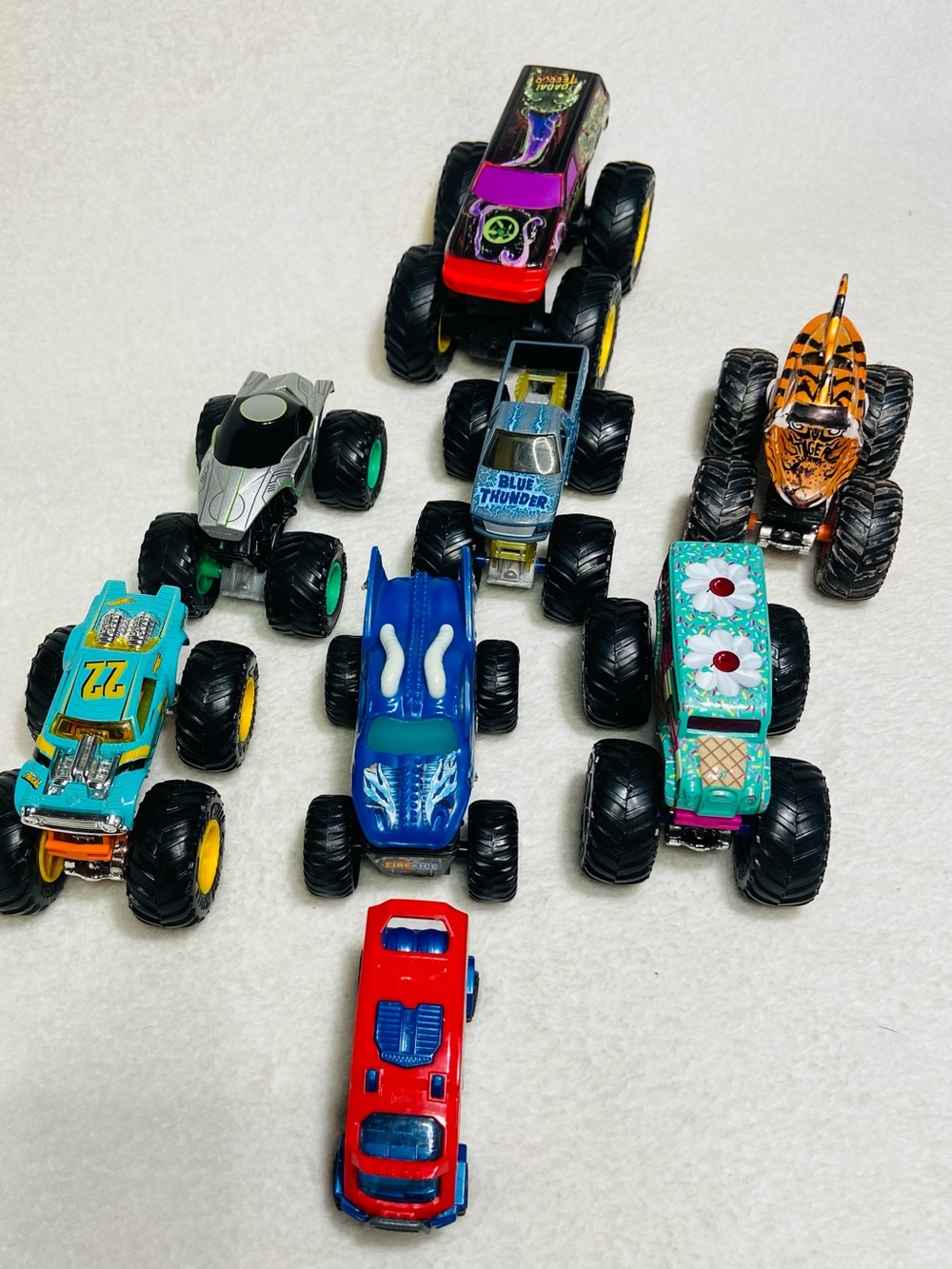 8 Hot Wheels Monster Trucks / Monster Jam Monster Trucks Toy Lot